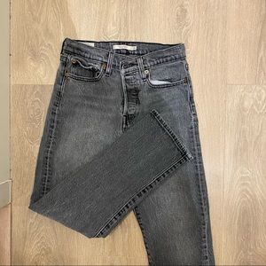 LEVIS WEDGIE STRAIGHT JEANS